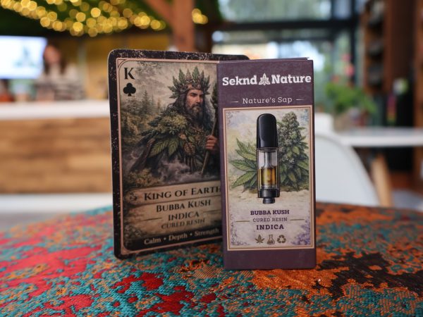 South Africa's premium cannabis collective, Seknd Nature, has created a high quality vape cart range - this one is Bubba Kush and comes with a collectible playing card with an esoteric tarot inspired design
