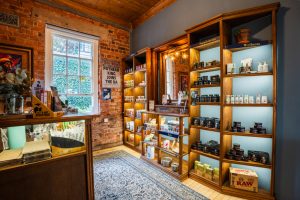 Pop into Seknd Nature in Kalk Bay for your pre-rolls, THC gummies, cannabis dog treats and infused drinks, and explore the beautiful sea front with your premium cannabis choices